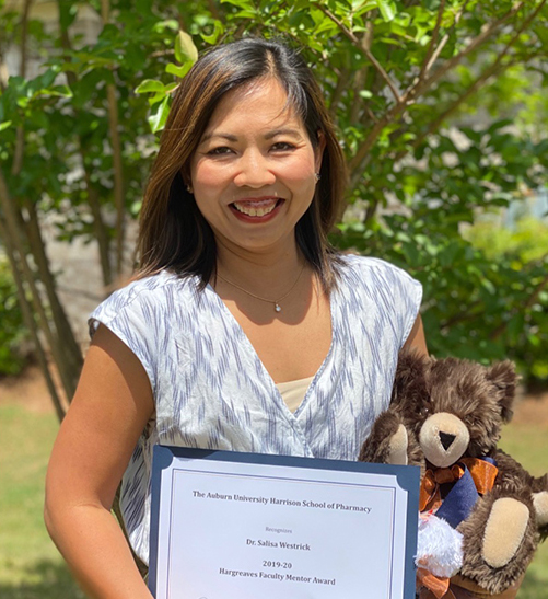 Salisa Westrick with Hargreaves award