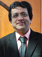 Vishnu Suppiramaniam headshot